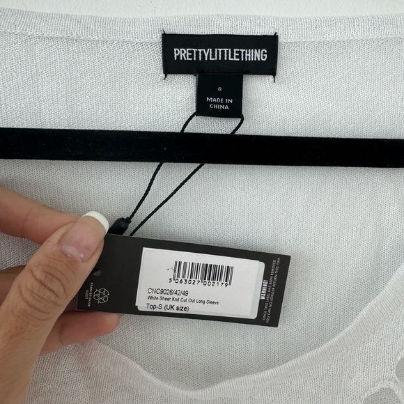 COPY - PrettyLittleThing cropped top - Picture 2 of 2